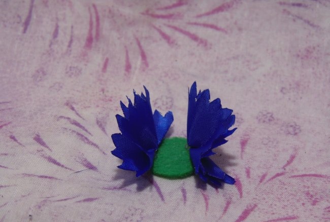 Headband with wildflowers