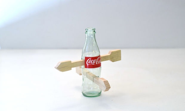 Puzzle Arrow in a bottle