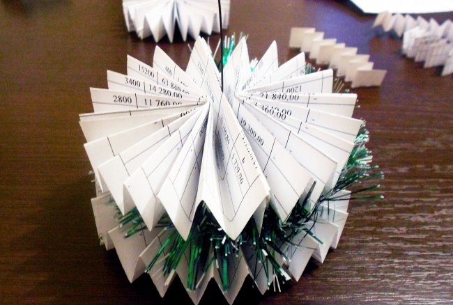 DIY Christmas tree made from office paper