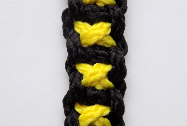 How to weave an X bracelet from cords