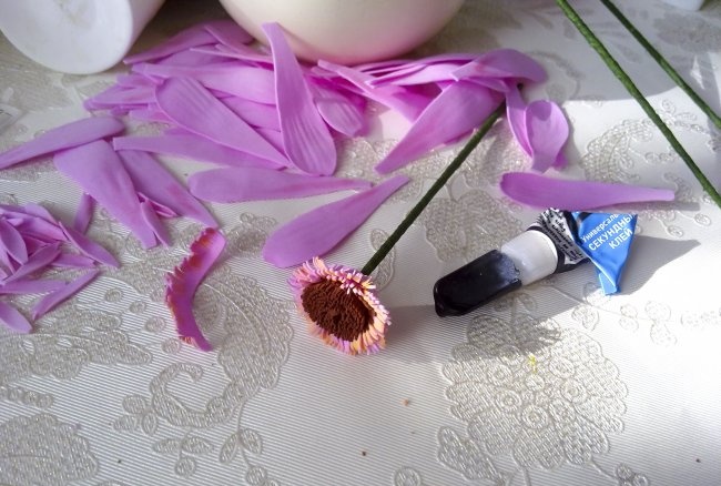 Pink gerbera from foamiran