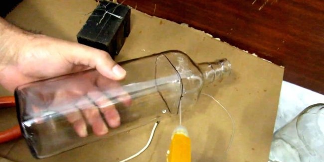 How to cut a glass bottle