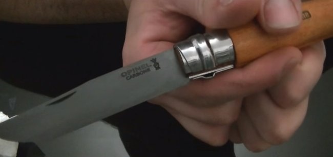 Burnishing a knife in citric acid