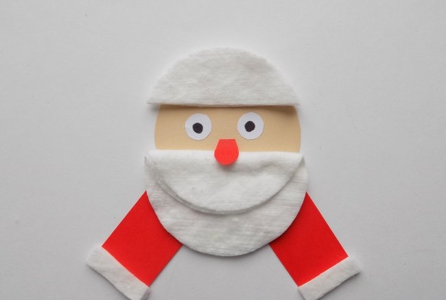 Santa Claus made of paper and cotton pads