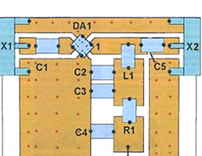 Simple universal antenna amplifier