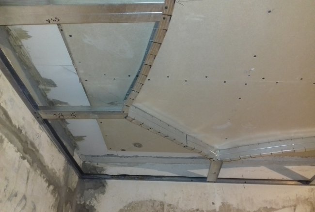 DIY plasterboard ceiling