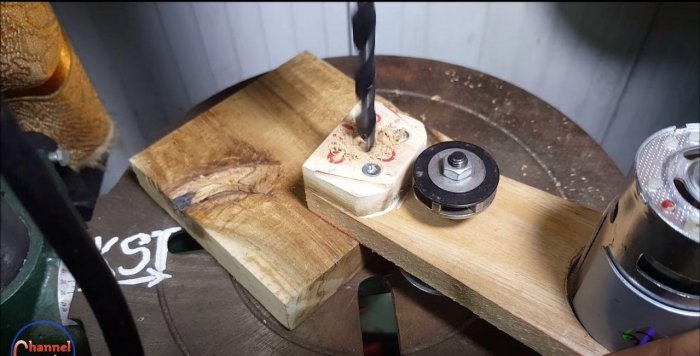 How to make a mobile saw with your own hands