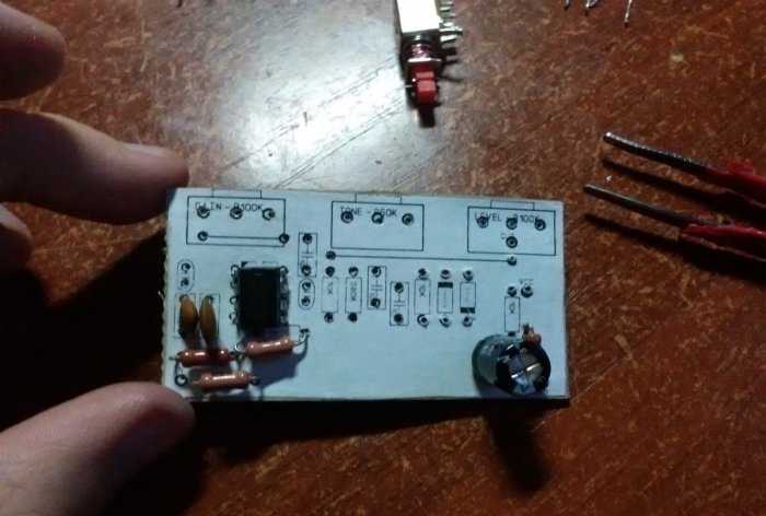 DIY Guitar Distortion Pedal