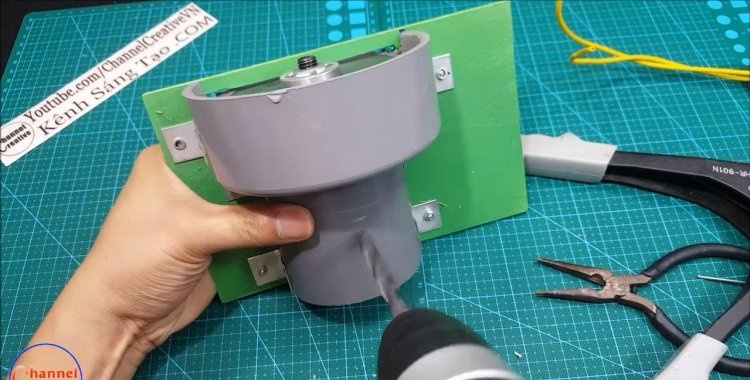 Mini circular saw