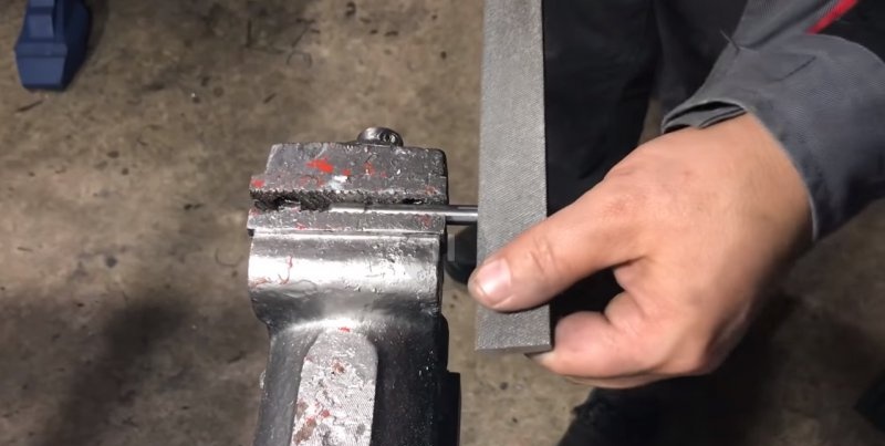 A reciprocating saw from a drill is possible