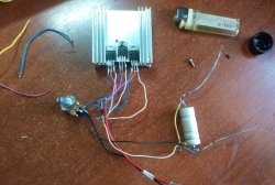 Simple regulated power supply using three LM317 chips