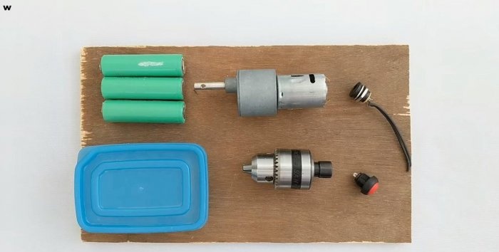 How to make a screwdriver from scrap parts