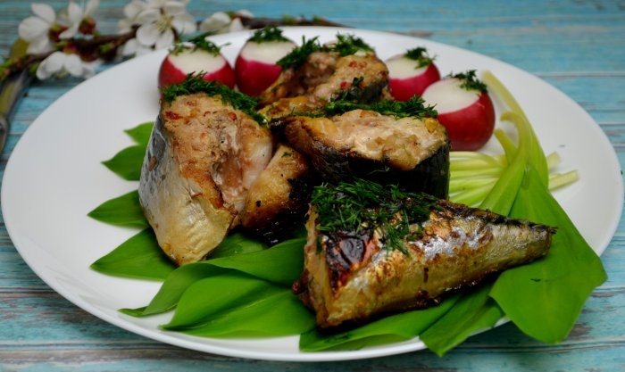 Mackerel pieces on the grill