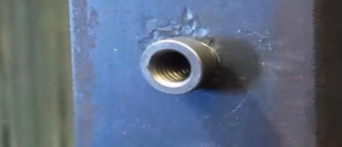 Seven ways to unscrew a broken bolt or stud