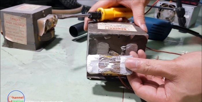 Welding machine made of four microwave ovens