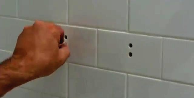 How to drill holes in ceramic tiles