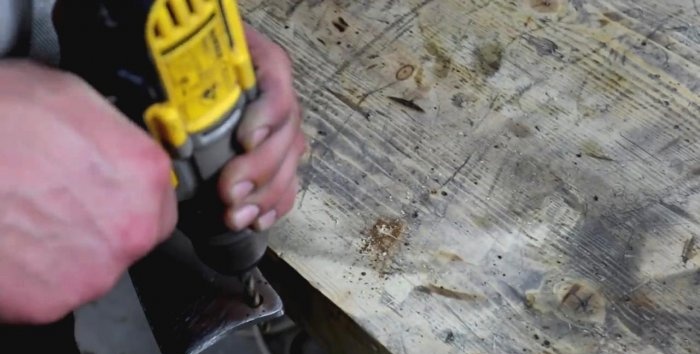 Restoring a completely rusty kitchen cleaver