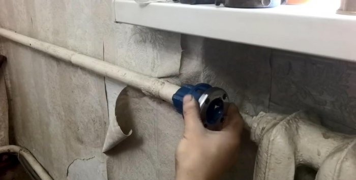 How to cut threads on a pipe