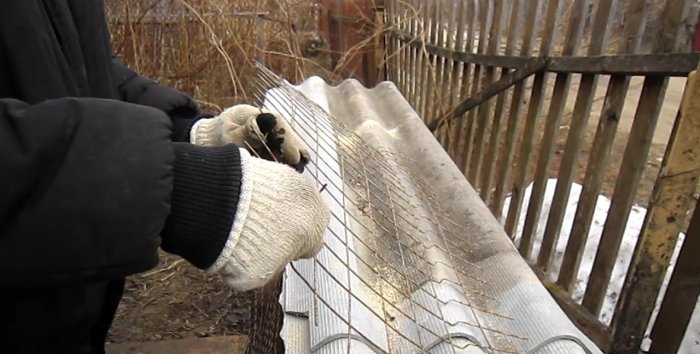 How to make a reinforced concrete post for a blow-out fence with your own hands