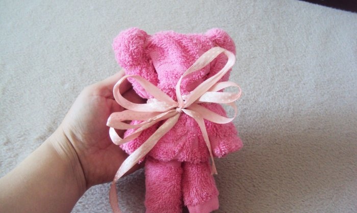 How to make a bear from a towel