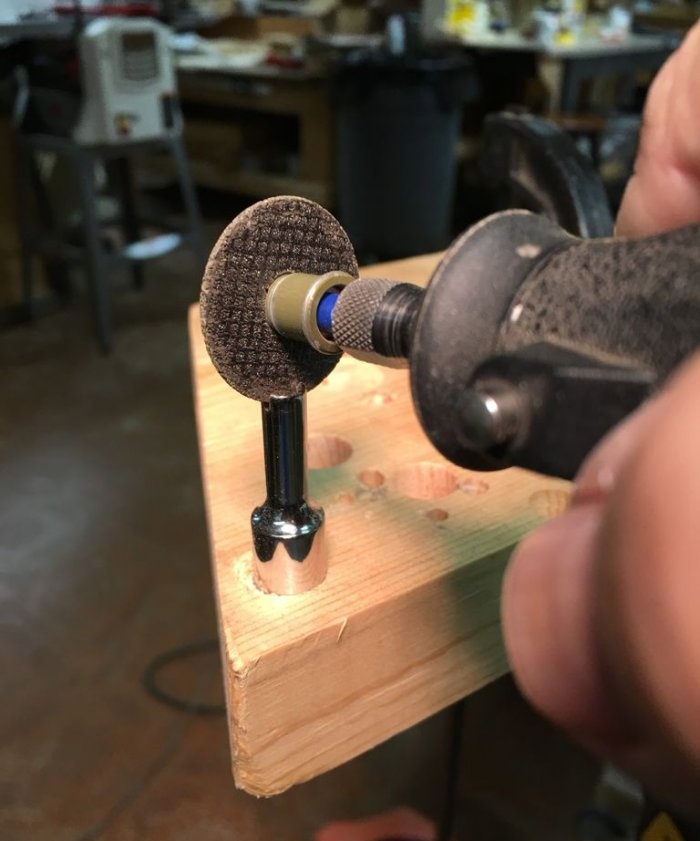 Making your own extractor for unscrewing a broken screw