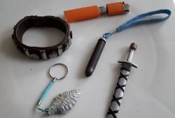 Original do-it-yourself keychains