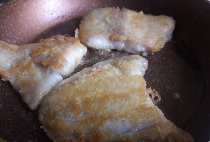 Two simple recipes for frying white fish