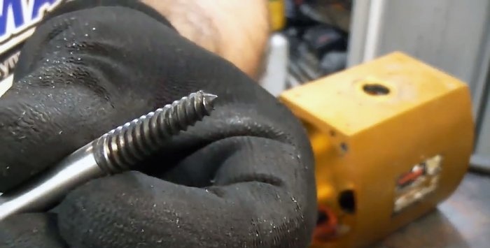 How to Remove a Broken Bolt or Stud from a Deep Hole