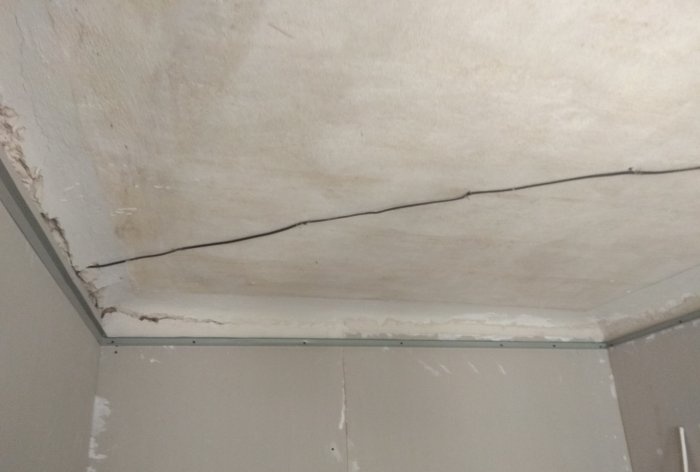 Plasterboard ceiling box