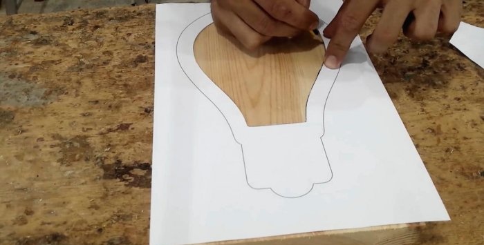 Wooden lamp shaped lamp