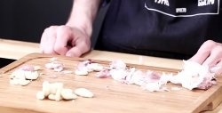 How to peel a lot of garlic in a couple of seconds