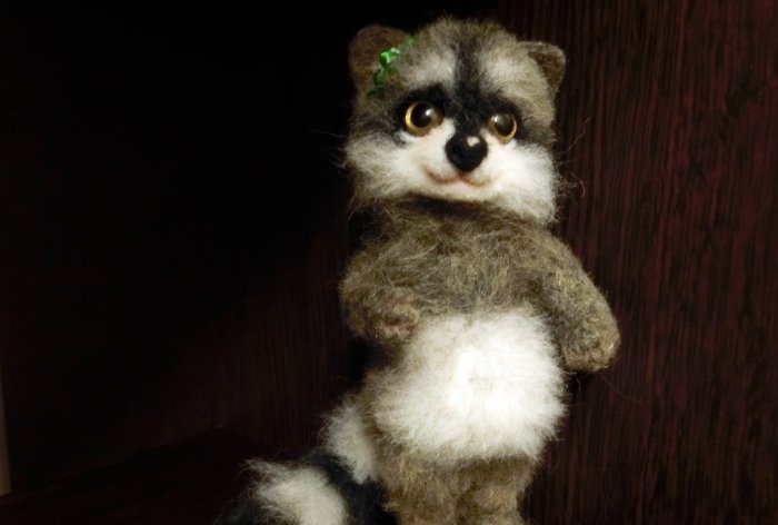 Felted raccoon wool