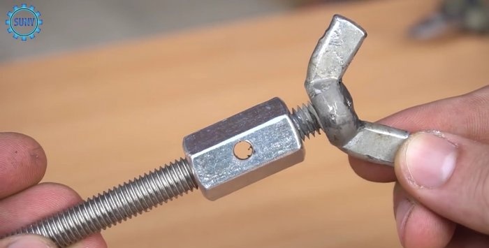 How to make a reliable electrode holder