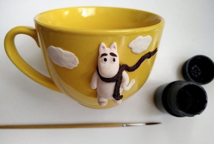 Decor of a mug with polymer clay