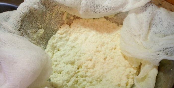 Homemade cheese in 10 minutes Simply delicious and inexpensive