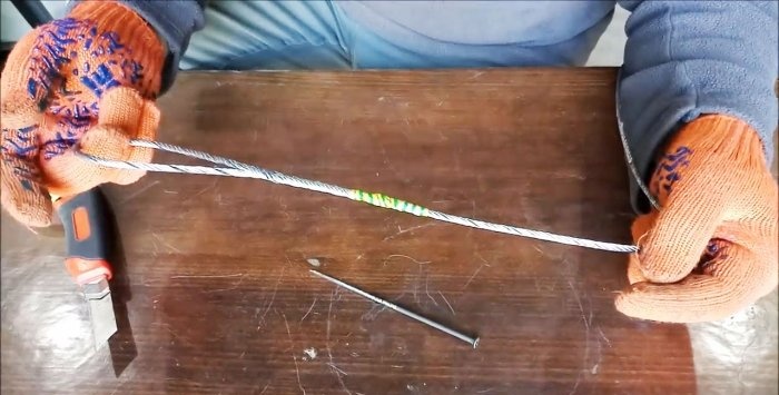 How to braid the end of a rope into a loop