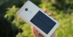 Adding a solar panel to your smartphone