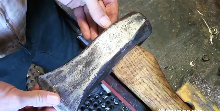 How to remove worn wedges and reattach the ax head to the ax handle