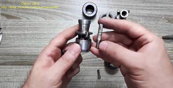 How to disassemble and lubricate a drill chuck