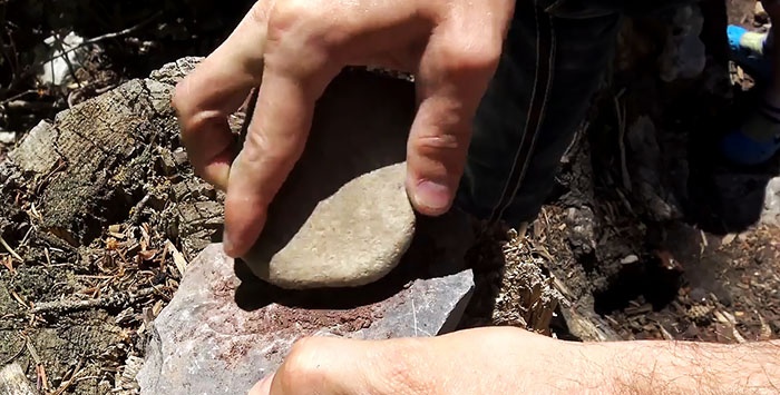 How to Start a Fire Using a Plastic Bag