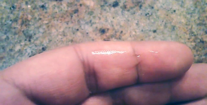 A surefire way to remove superglue from your hands that you haven't heard of.