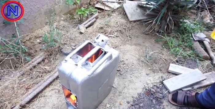 Do-it-yourself portable miracle stove from an old canister