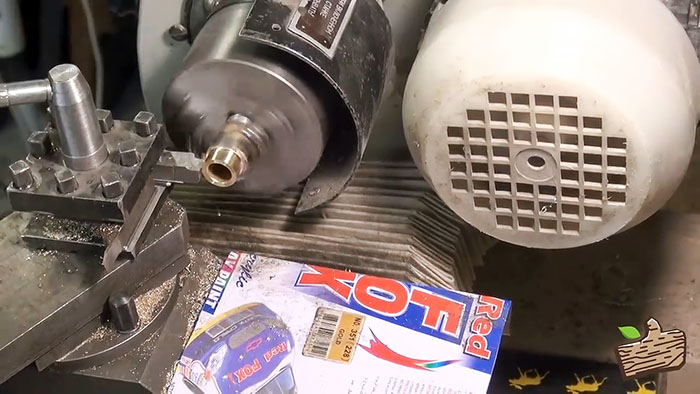 How to turn a timing gear into a full-fledged wood cutter