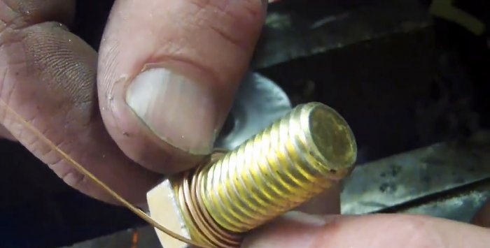 2 tricks for cutting threads with a bolt and sealing with copper wire