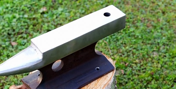 How to make an anvil from an old piece of rail