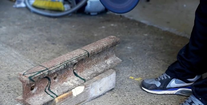 How to make an anvil from an old piece of rail