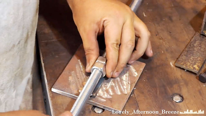 How to make a reliable vice from leftover metal