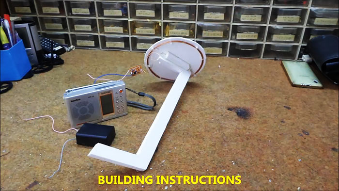 The simplest metal detector using one transistor and an AM receiver with decent sensitivity