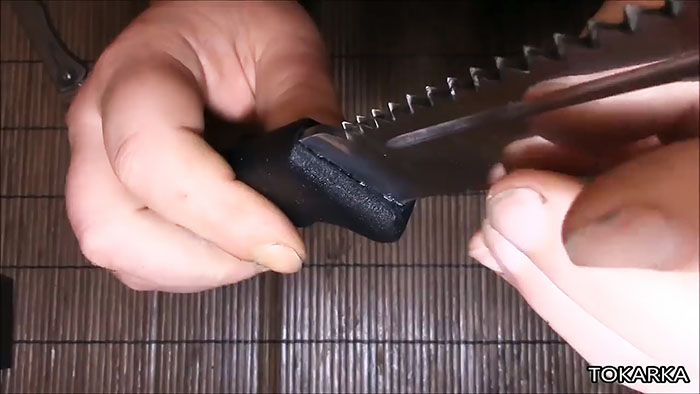 How to make a rubberized handle on a knife