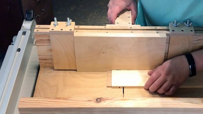 How to make a wooden decorative lattice on a circular saw